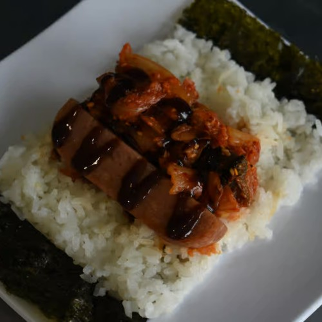 Kimchi-Spam Roll.